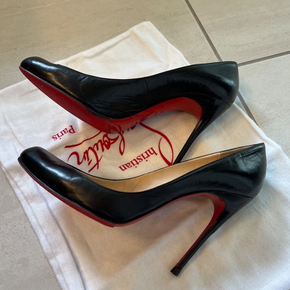Limited Edition Christian Louboutin Black Asymetric Round Toe 100mm, size 39 main image 1
